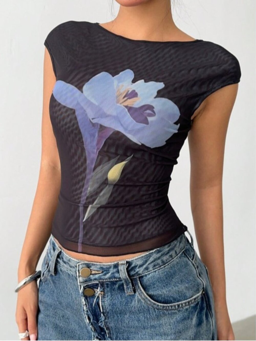 Women's Black and Purple T-shirt- size M ( 6)